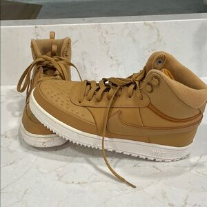 Nike Men's Tan Rain & Snow Boots